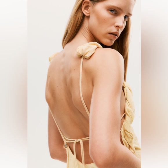 H&M Studio collection twist-detail crinkled dress - Picture 3 of 6